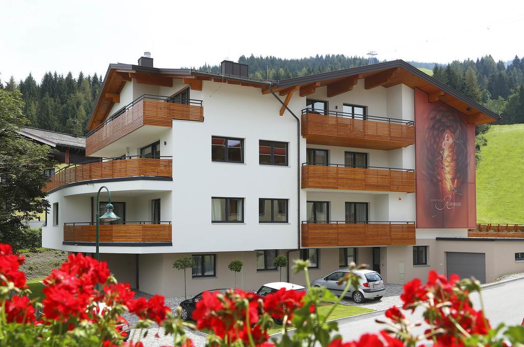Aparthotel Rubinius Wagrain Exterior photo