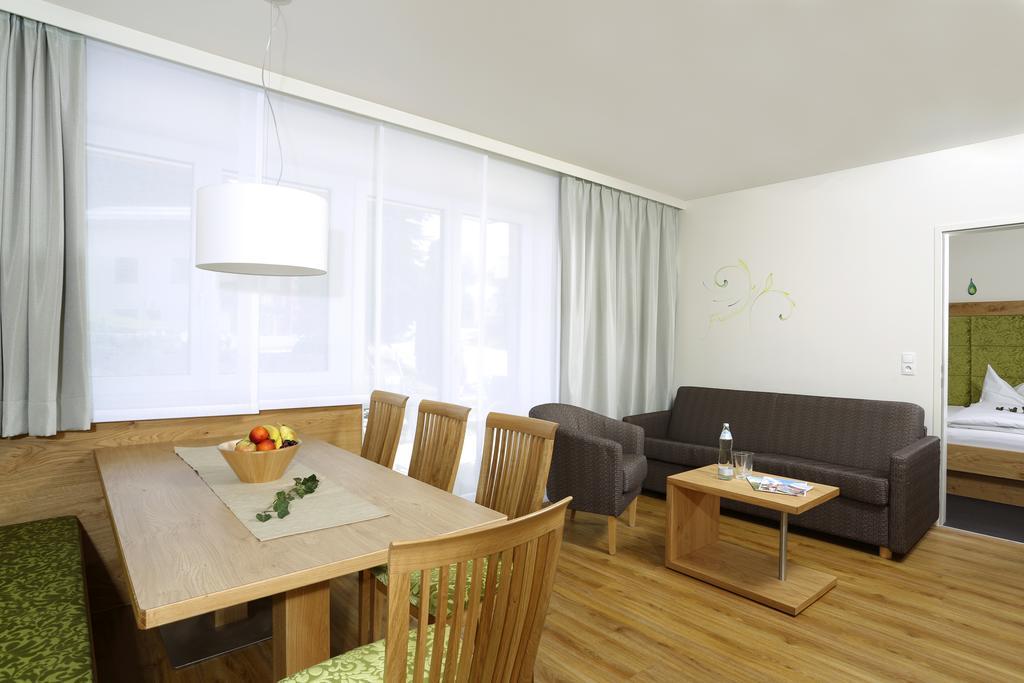 Aparthotel Rubinius Wagrain Room photo